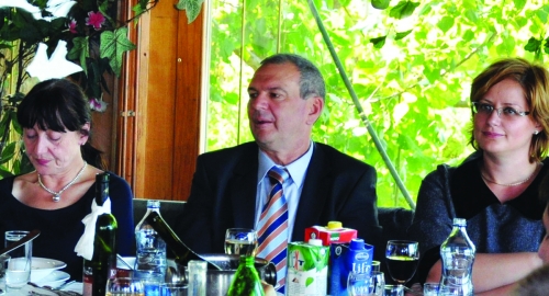 Proslave na račun građana Srbije