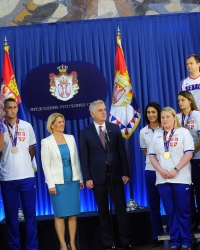 Predsednik Tomislav Nikolić sa sportistima