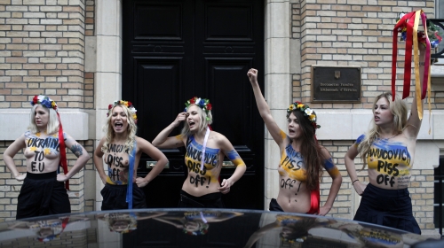 Tu su i pripadnice FEMEN-a