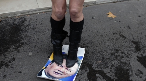 Gole urinirale po Janukoviču