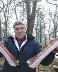 Za svakog ponešto, slanina za sve