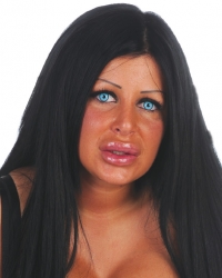 Silikonska kraljica osuđena zbog prostitucije!