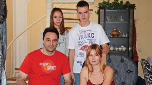 Zvonko  Milojević  sa porodicom