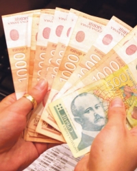 Dinar neće jačati tokom leta