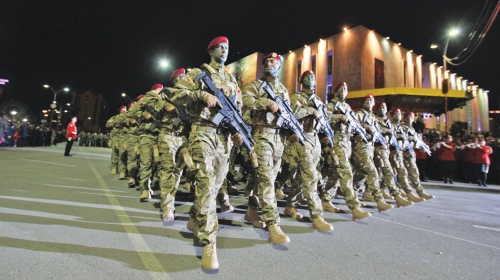 Albanska armija  stiže na Kosovo
