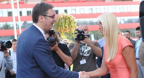 Aleksandar Vučić i Jelena Drakulić Petrović otvaraju štampariju