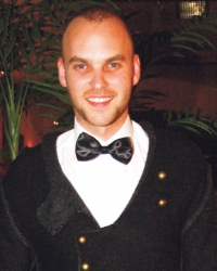 Imitiraće  kolege: Danijel  Alibabić