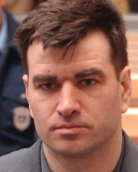 Legija se pravi mutav u sudu