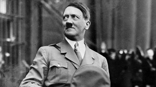 Adolf Hitler je popularniji od Gandija