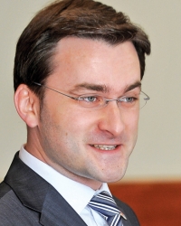 Neažurnost uprave će biti kažnjavana: Nikola Selaković