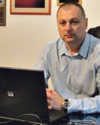 Gvozden  Radenković