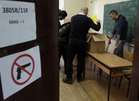 Izbore na Kosovu obeležili incidenti