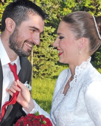 Srećni mladenci:  Saima i Emir