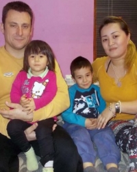 Zbog ljubavi ostavila stepu: Ajgulja sa porodicom