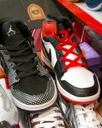 Lažne najki patike, a pravi evri