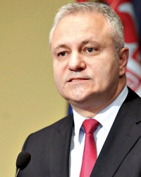 Ministar na potezu:  Mlađan Dinkić