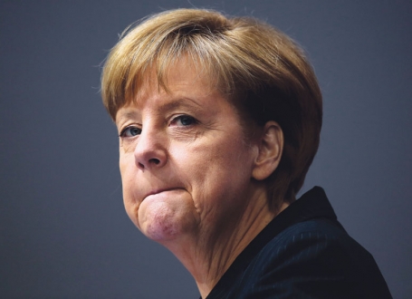Vas ist das? Aco, šta ću ja sad da radim?!:  Angela Merkel
