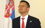 DS mu nudi da  bude njihov  kandidat na  predsedničkim  izborima:  Vuk Jeremić
