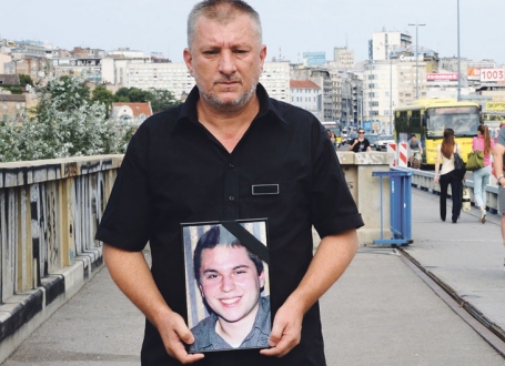 Jovanovićev  sin je pregažen  na Brankovom  mostu
