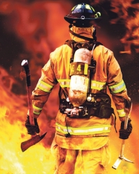 Vatrogasci pod  punom zaštitnom  opremom mogu  da izdrže  temperaturu  od oko 95 oC