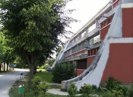 Elektrotehnička škola u Bihaću