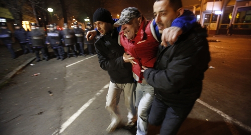 Nemiri u Sarajevu, Tuzli i Baihaću / Foto: AP, Beta, Reuters | Foto: 
