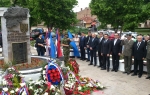 Niš Obeležen Dan sećanja na žrtve kasetne municije pred spomenikom u Nišu