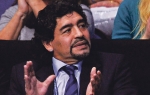 Ne štedi dlanove  za Novaka: Maradona