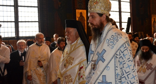 ministar Dacic prisustvovao ustolicenju episkopa srednjoevropskog Sergija | Foto: 