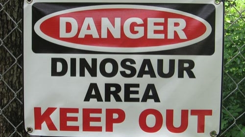 Opasnost! Oblast sa dinosaurusima! Odbij!