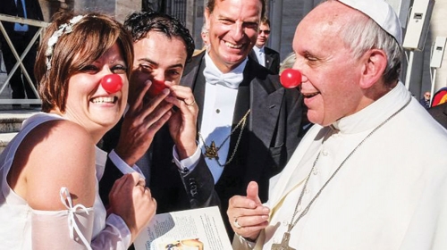Papa klovn:  Ume i  da se  našali