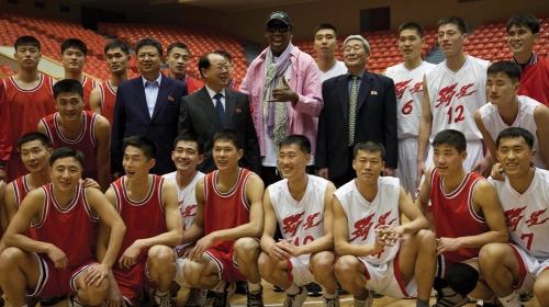 Rodman sa košarkašima u S. Koreji