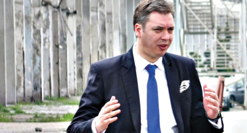 Priznao da je pogrešio što  je pomagao Zvezdi i  Partizanu: Aleksandar Vučić