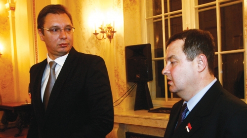 Aleksandar Vučić bi i po energiji, i po znanju, i po rezultatima trebalo da bude premijer, poručuju iz SNS-a