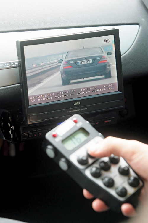 Tajne kamere snimaju i mere brzine vozila