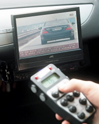 Tajne kamere snimaju i mere brzine vozila