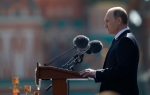 Putin drži govor na početku parade
