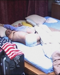 Iz tuš kabine iscrpljeni legli u krevet