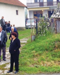 Rodbina i prijatelji  u Jadranskoj  Lešnici kod Loznice