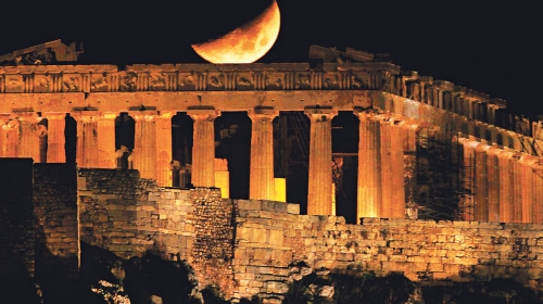 Partenon je sagrađen  u 5. veku pre nove ere