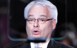 Desno je baš oteklo:  Ivo Josipović