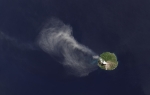 Erupcija vulkana snimljena sa bezbedne udaljenosti - iz svemira