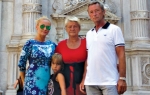 Porodično: Tržanova sa ćerkom i roditeljima