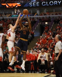 Lebron Džejms