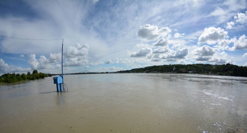Dunav se izlio kod Bezdana i ugrožava naselje | Foto: 