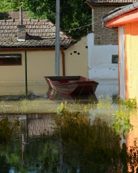Dunav se izlio kod Bezdana i ugrožava naselje
