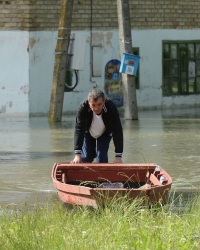 Dunav se izlio kod Bezdana i ugrožava naselje
