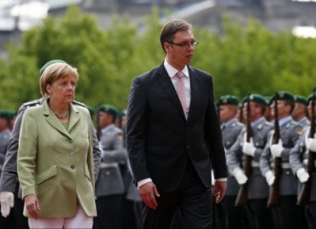 Vučić i Merkel Foto: AP