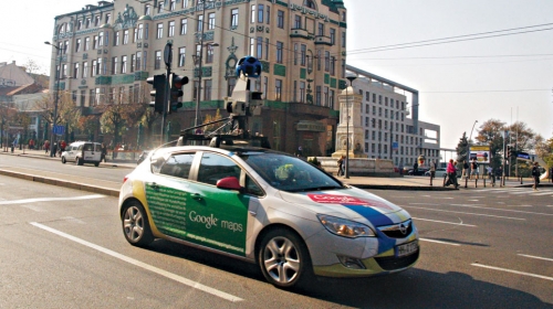 Pazi, snima se:  „Guglova“ vozila  kruže Beogradom