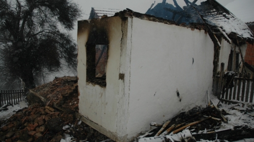 Urušena izgorela kuća Paune Živanović